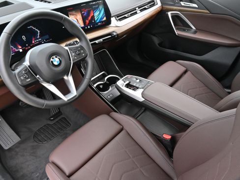 Certified 2025 BMW X1 xDrive28i w/ Technology Package AWD/4WD image 14