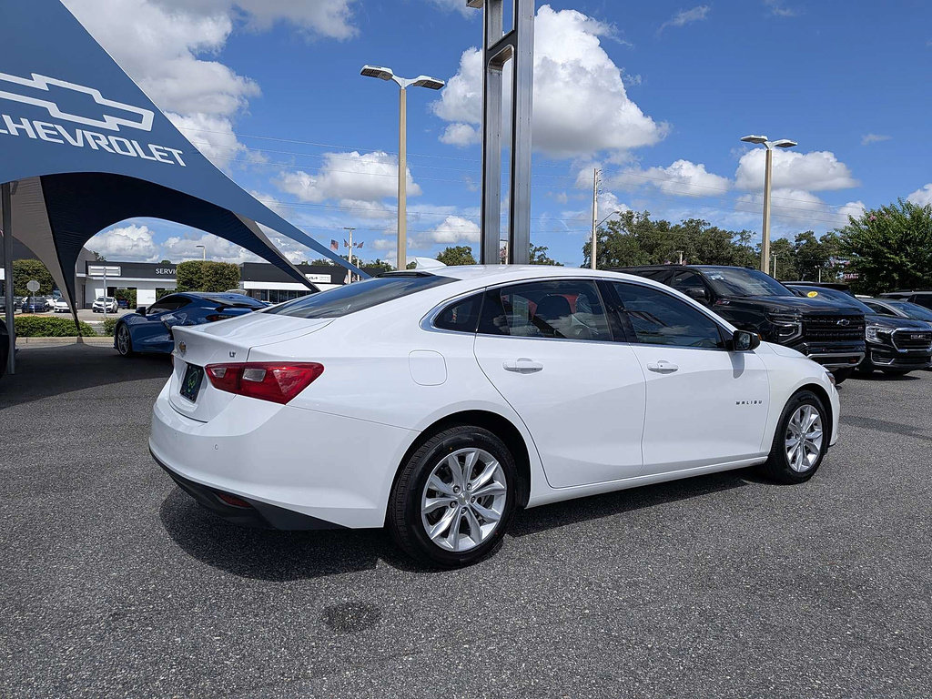 Certified 2025 Chevrolet Malibu LT FWD image 3