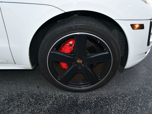 Used 2017 Porsche Macan GTS AWD/4WD image 12