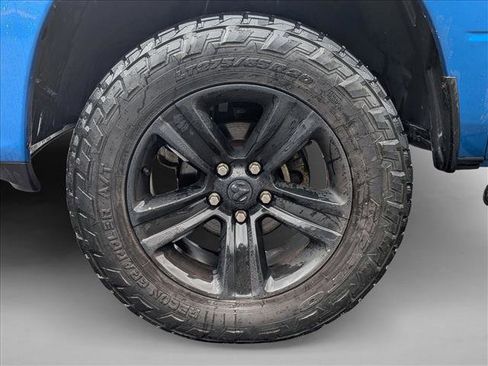 Used 2018 RAM 1500 Sport w/ Hydro Blue Sport Package AWD/4WD image 18