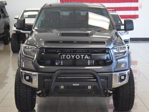 Used 2016 Toyota Tundra SR5 w/ TRD Off Road Package AWD/4WD image 8