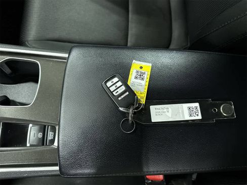 Used 2018 Honda Accord LX image 41