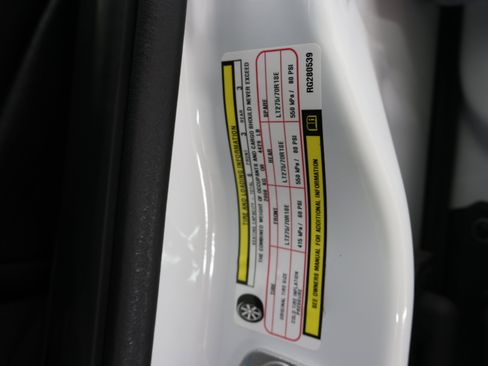 Used 2024 RAM 3500 Tradesman w/ Chrome Appearance Group AWD/4WD image 61
