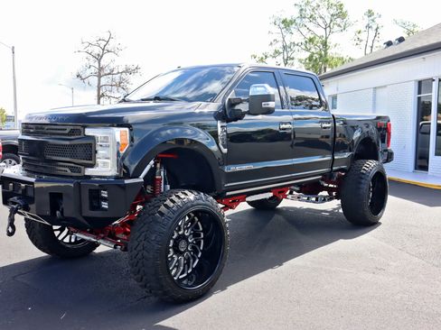 Used 2018 Ford F250 King Ranch w/ King Ranch Ultimate Package AWD/4WD image 4