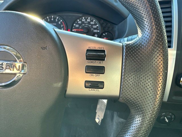 Used 2011 Nissan Frontier SV AWD/4WD image 13