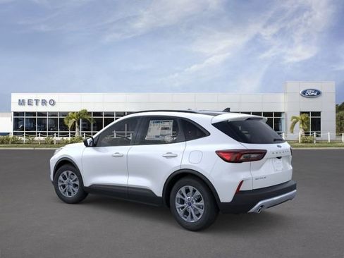 New 2026 Ford Escape Active w/ Tech Pack #1 FWD image 4