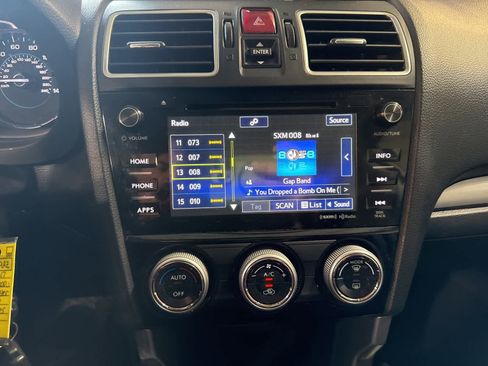 Used 2017 Subaru Forester 2.5i Premium image 24