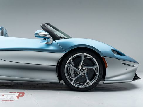 Used 2021 McLaren Elva image 15