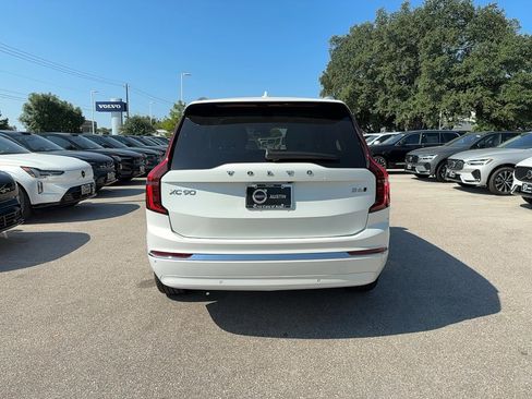 Used 2026 Volvo XC90 B6 Ultra image 4