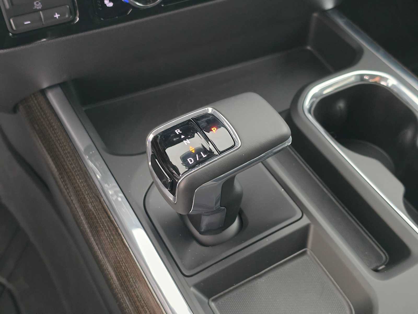 New 2026 Chevrolet Silverado 1500 RST w/ Redline Edition AWD/4WD image 34