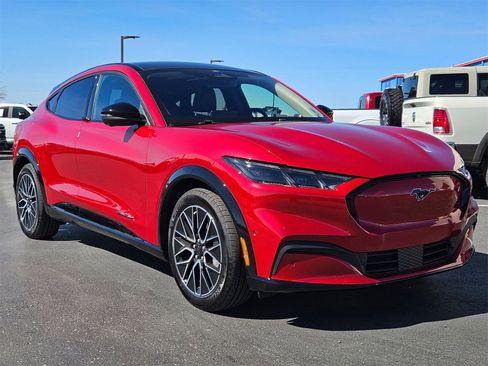 Certified 2024 Ford Mustang Mach-E Premium image 3