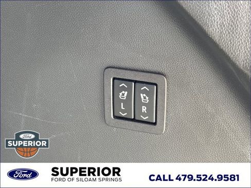 Used 2024 Buick Enclave Premium AWD/4WD image 8