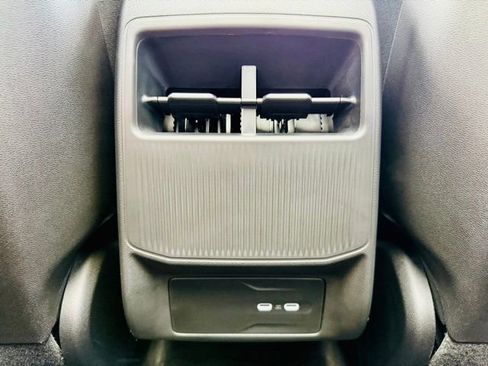 New 2025 Jeep Wagoneer S Limited image 38