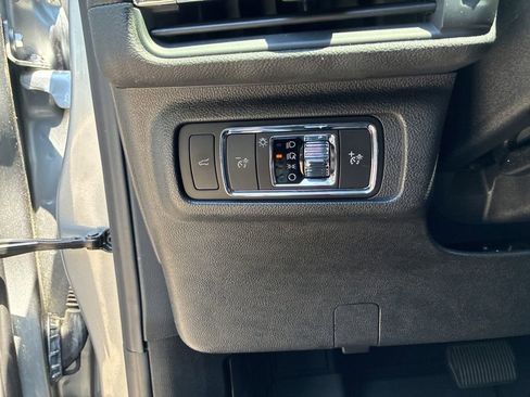 Used 2022 Lincoln Corsair AWD image 13