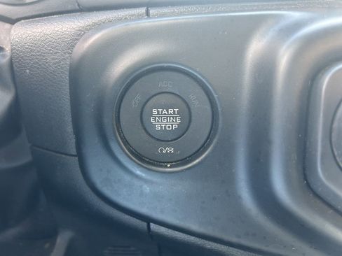 Used 2022 Jeep Wrangler Sport AWD/4WD image 22