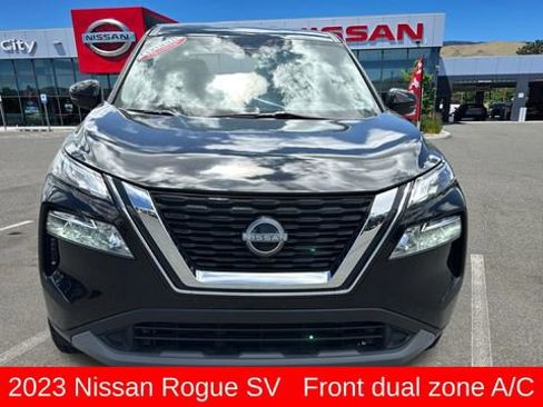 Used 2023 Nissan Rogue SV AWD/4WD image 8