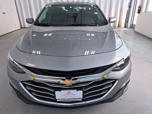 Used 2024 Chevrolet Malibu LT FWD image 3