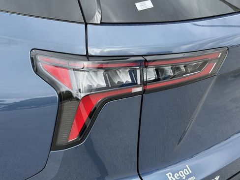 New 2026 Chevrolet Equinox LT w/ Safety and Technology Package image 7