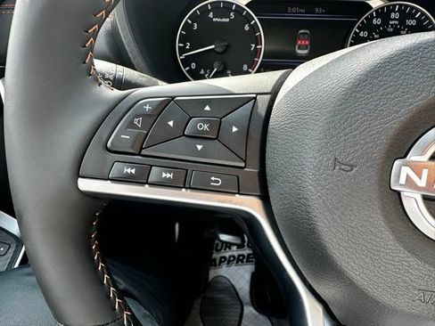 New 2025 Nissan Sentra SR w/ Midnight Edition image 31