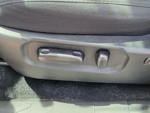 Used 2021 Toyota Tacoma TRD Sport AWD/4WD image 6