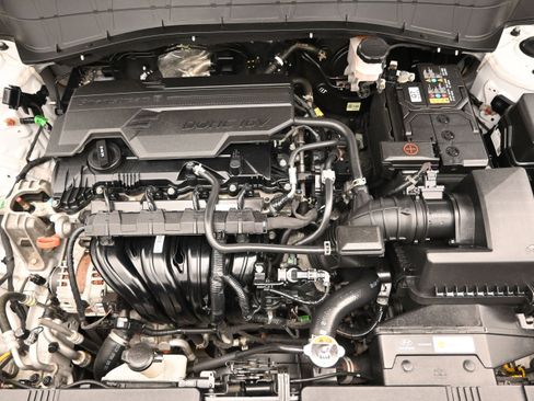 Certified 2024 Hyundai Kona SEL FWD image 28