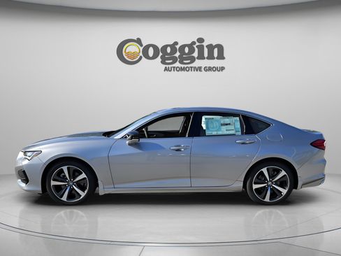 New 2025 Acura TLX w/ Technology Package image 2