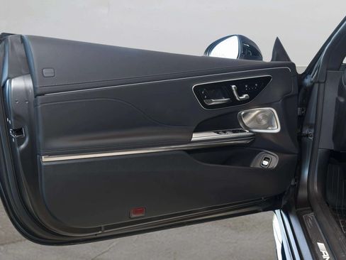 Used 2026 Mercedes-Benz CLE 53 AMG 4MATIC Cabriolet image 32