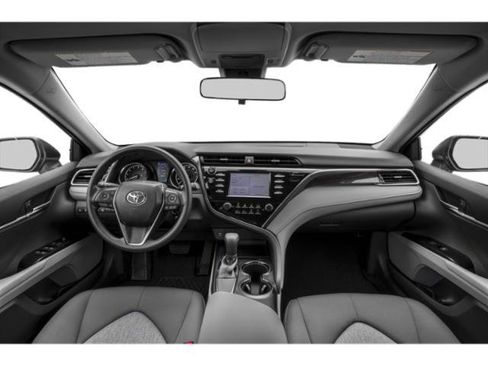 Used 2018 Toyota Camry SE FWD image 7