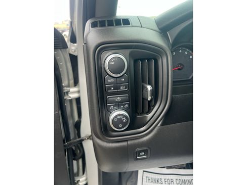 Used 2019 GMC Sierra 1500 4x4 Regular Cab w/ Convenience Package image 8
