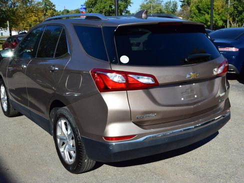 Used 2018 Chevrolet Equinox Premier FWD image 8