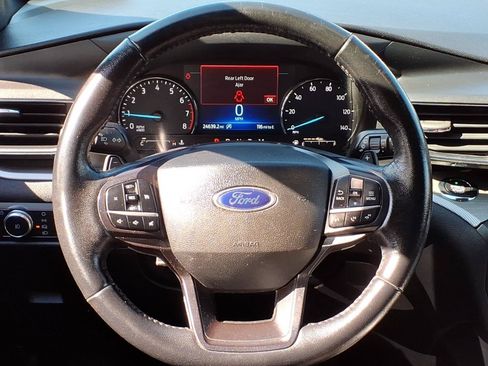 Used 2020 Ford Explorer XLT w/ Equipment Group 202A AWD/4WD image 24