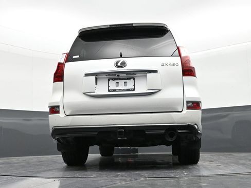 Used 2022 Lexus GX 460 Luxury w/ Sport Design Package image 23