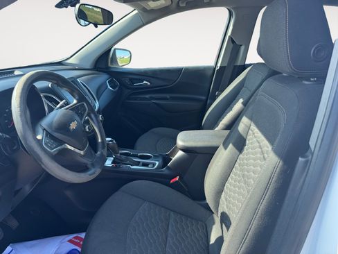 Used 2018 Chevrolet Equinox LT AWD/4WD image 9