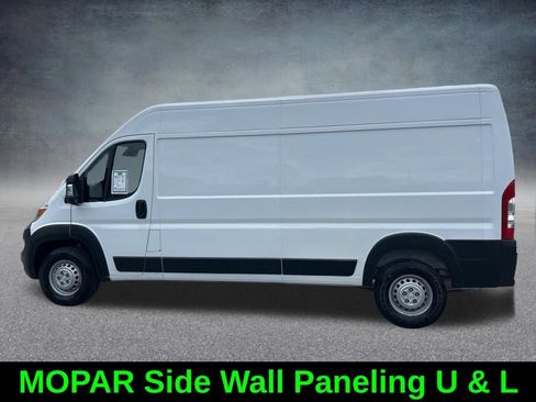 Used 2025 RAM ProMaster 2500 w/ Convenience Group FWD image 8