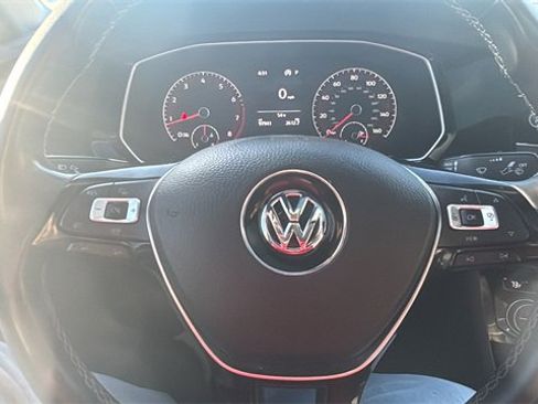 Used 2019 Volkswagen Jetta R-Line image 13