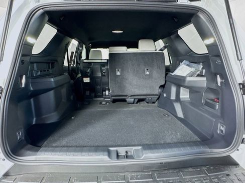 New 2026 Toyota 4Runner SR5 image 25