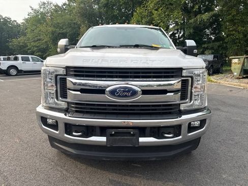 Used 2018 Ford F250 XLT w/ XLT Premium Package AWD/4WD image 8