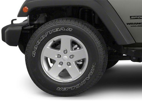 Used 2013 Jeep Wrangler Unlimited Sport AWD/4WD image 15