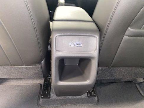 New 2025 Chevrolet Trax RS w/ Driver Confidence Package image 24