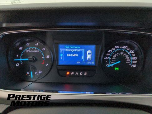 Used 2013 Ford Taurus SEL FWD image 18
