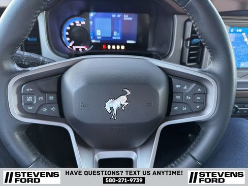 Used 2023 Ford Bronco Outer Banks image 24