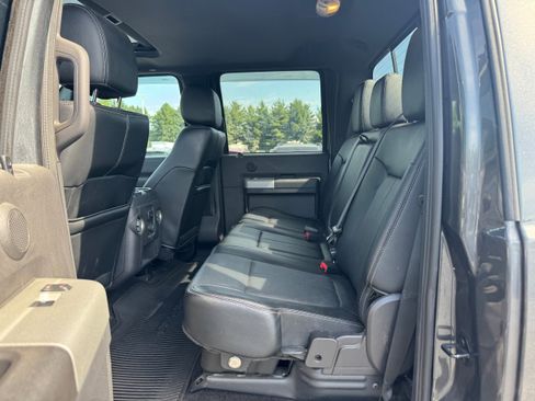 Used 2016 Ford F250 Lariat w/ Lariat Ultimate Package AWD/4WD image 10