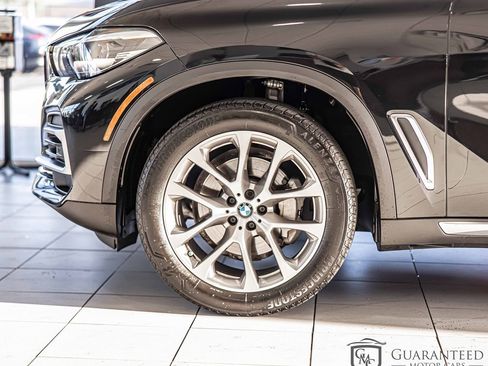 Used 2022 BMW X5 xDrive40i w/ Premium Package image 10