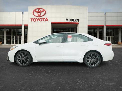 New 2026 Toyota Corolla XSE FWD image 18