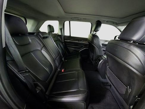 Used 2022 Jeep Grand Cherokee Limited 4xe image 30