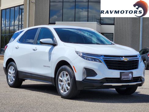 Used 2024 Chevrolet Equinox LT AWD/4WD image 1