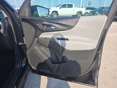 Used 2024 Chevrolet Equinox LS w/ LS Convenience Package FWD image 28
