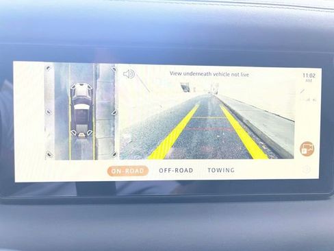 Used 2024 Land Rover Defender 110 S image 14