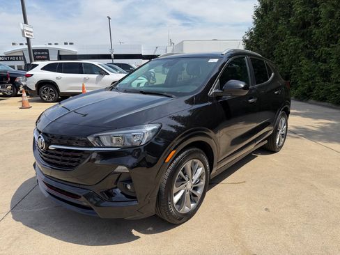 Used 2023 Buick Encore GX Select w/ Sport Touring Package FWD image 7