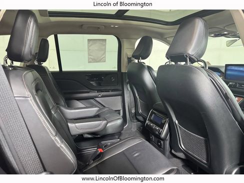Certified 2022 Lincoln Aviator Reserve w/ Elements Package Plus AWD/4WD image 17
